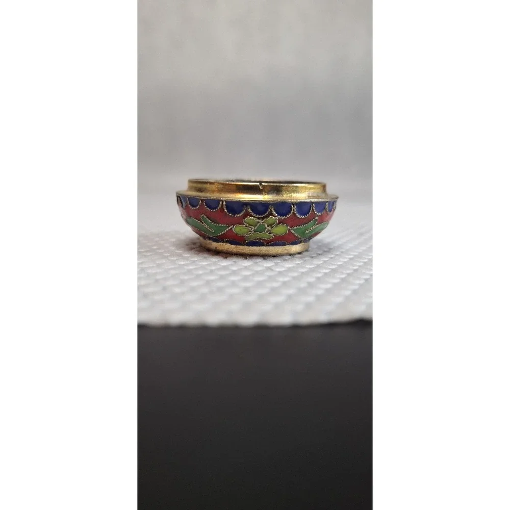 *VINTAGE* CHINESE CLOISONNE MINIATURE PANDA BEAR TRINKET RING BOX
